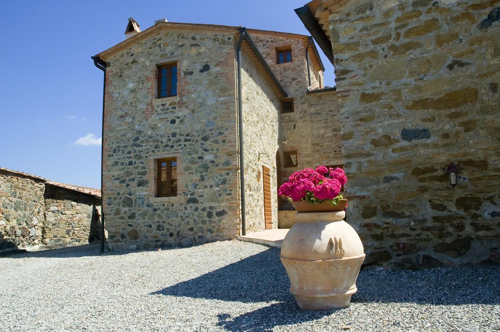 Borgo Cerbaiola Guest House Montecastelli Pisano Exterior photo